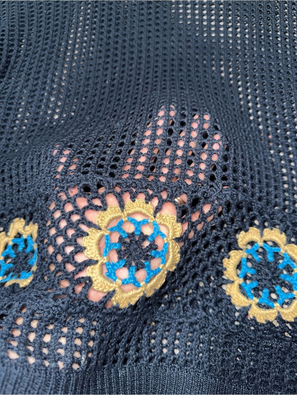 Cato navy blue open-knit sweater featuring decorstive crochet floral patches L - Picture 6 of 8